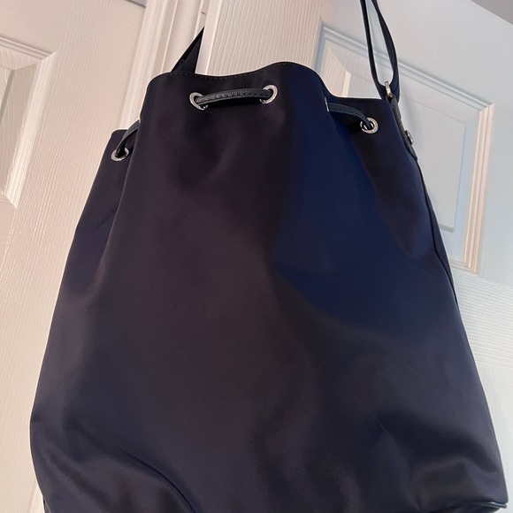 Longchamp - Picture 2 of 3